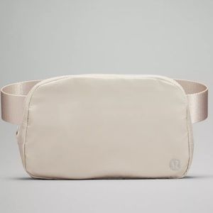 Lululemon Everywhere Belt Bag Fannypack White Opal